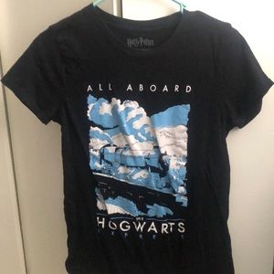 Black Harry Potter hog warts express t-shirt